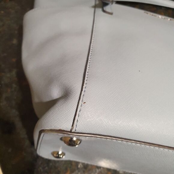 Michael Kors Jet Set Snap Pocket Tote Bag - Picture 8 of 16